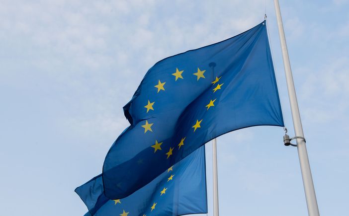 La Commissione europea ha approvato un regime aiuti destinato a risarcire gli operatori di impianti sciistici per i danni subiti dalla pandemia