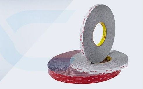 Perché il nastro biadesivo di AdhesiveTapes supera la concorrenza