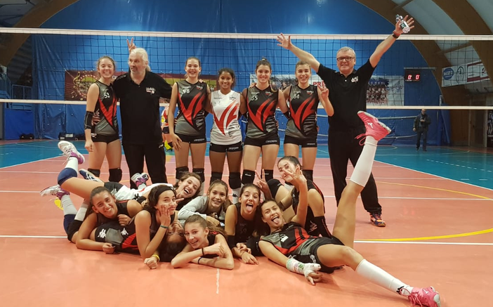 Volley femminile U16, Prima Divisione (D) - Le Libellule vincono contro il Canelli Volley femminile U16, Prima Divisione (D) - Le Libellule vincono contro il Canelli