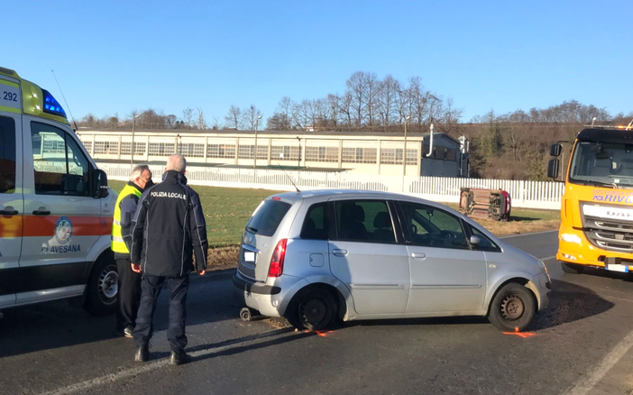 Bene Vagienna, dopo lo scontro cappotta in un campo in via Fossano