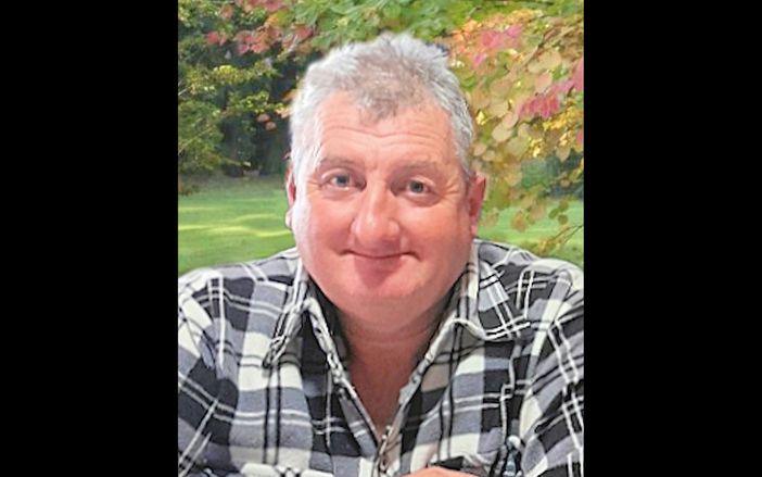 A Bra i funerali di Gianpaolo Cerrina, l’operaio vittima di uno scontro frontale in regione Moglia a Cherasco A Bra i funerali di Gianpaolo Cerrina, l’operaio vittima di uno scontro frontale in regione Moglia a Cherasco