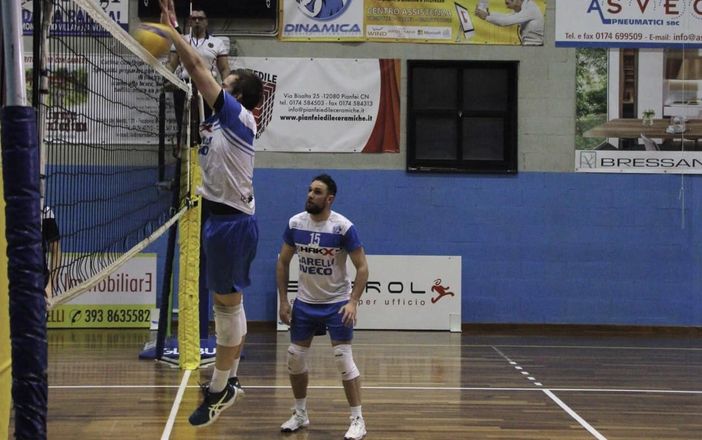 Volley maschile Serie C: il VBC Mondovì/Villanova supera Savigliano e resta in corsa per i playoff