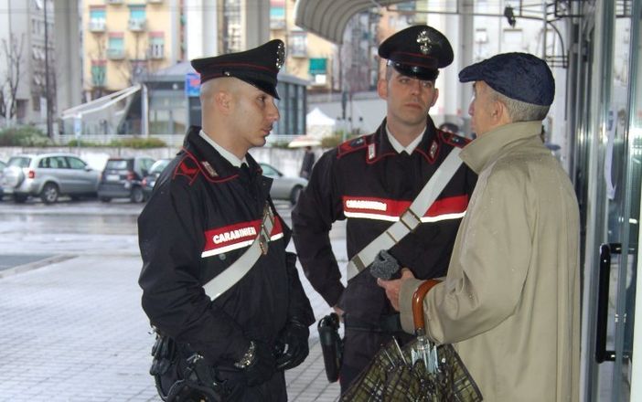 Quindici persone denunciate per furto aggravato dai carabinieri in provincia di Cuneo Quindici persone denunciate per furto aggravato dai carabinieri in provincia di Cuneo