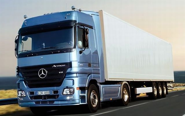 In calo (-9,7%) il parco circolante di veicoli pesanti per il trasporto merci (oltre 3,5 T)