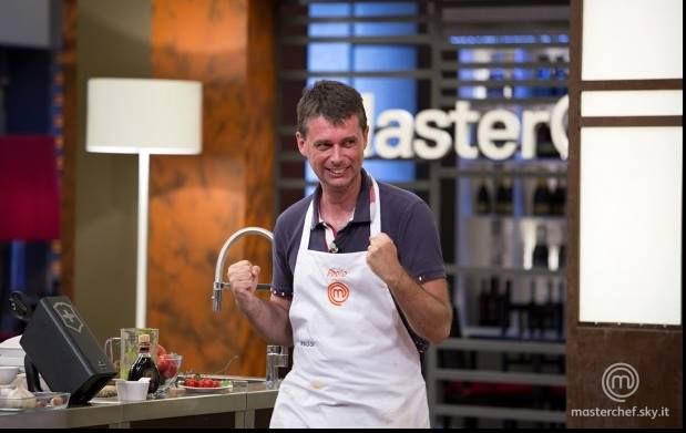 "Vogliamo fare qualcosa per ricordare Paolo": così gli ex concorrenti della 4^ edizione di Masterchef "Vogliamo fare qualcosa per ricordare Paolo": così gli ex concorrenti della 4^ edizione di Masterchef