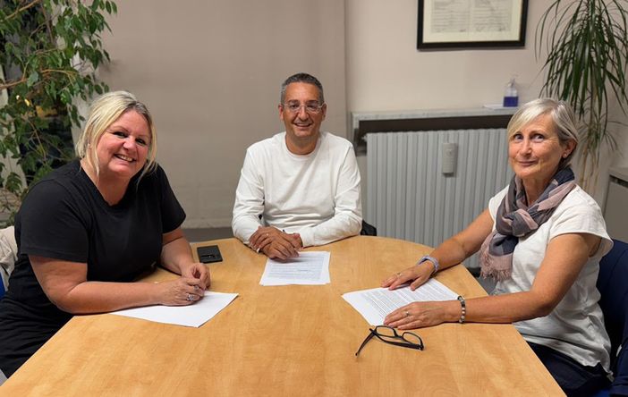 Il sindaco Ravera con le due assessore Tecco e Giordano