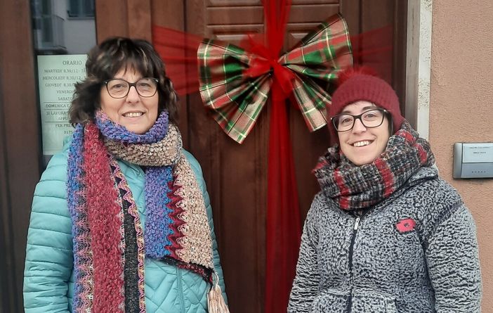 I fiocchi di Natale dei commercianti di Lagnasco