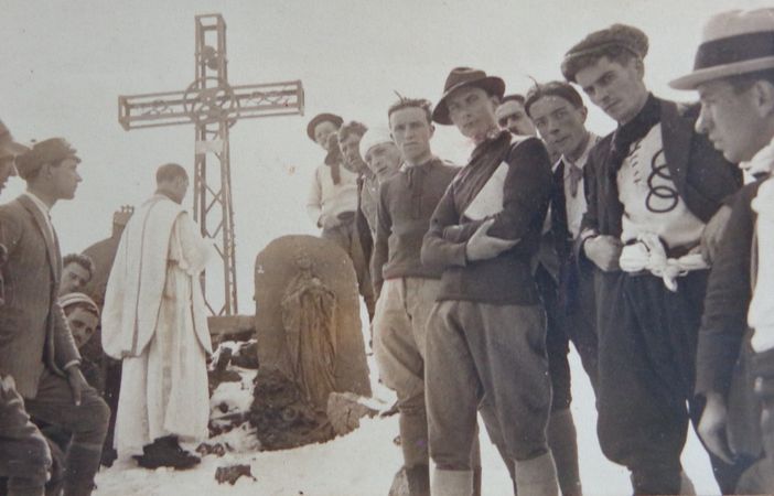 Racconigi 1925-2015: una croce di Maira al Monviso