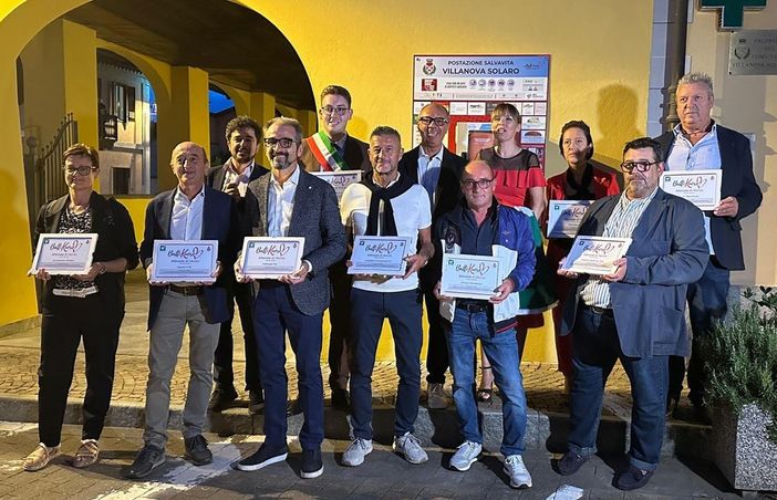 Installati due defibrillatori a Villanova Solaro