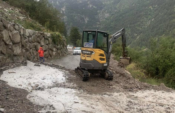 Foto tratta dal gruppo Facebook "Tende" Foto tratta dal gruppo Facebook "Tende"