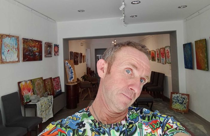 In foto Ivano Chiavarino, in arte Ivi71