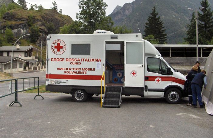 L'ambulatorio mobile della Croce Rossa ad Acceglio nei giorni scorsi