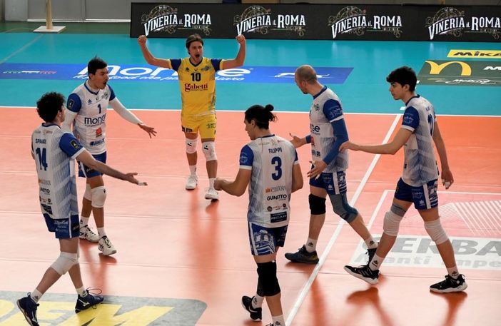 Volley maschile A3: via ai quarti di finale playoff, Savigliano a Catania per fare la storia