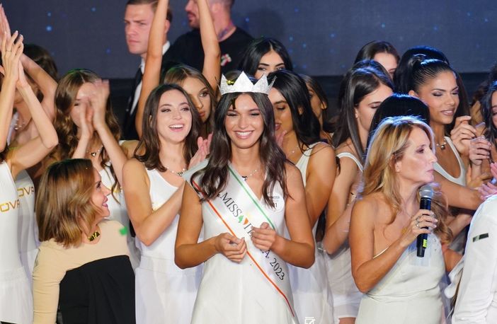 Minacce di morte e di abusi sessuali contro l'ex miss Italia di Cervere: a giudizio un 31enne lombardo Minacce di morte e di abusi sessuali contro l'ex miss Italia di Cervere: a giudizio un 31enne lombardo