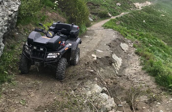 La strada ripristinata dopo la frana La strada ripristinata dopo la frana