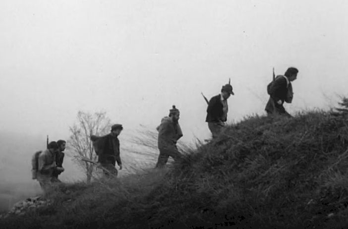 Torna in tv il documentario "Nascita di una formazione partigiana", girato nel '73 nelle strade cittadine Torna in tv il documentario "Nascita di una formazione partigiana", girato nel '73 nelle strade cittadine