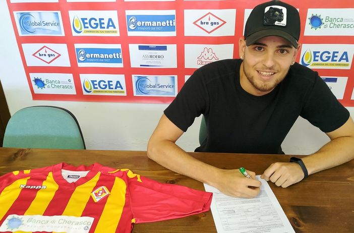 Serie D: Bra, ecco il difensore italo-argentino Julian Bruno Serie D: Bra, ecco il difensore italo-argentino Julian Bruno