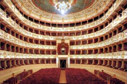 Da Verzuolo a Parma per "Le nozze di Figaro" al Regio Da Verzuolo a Parma per "Le nozze di Figaro" al Regio