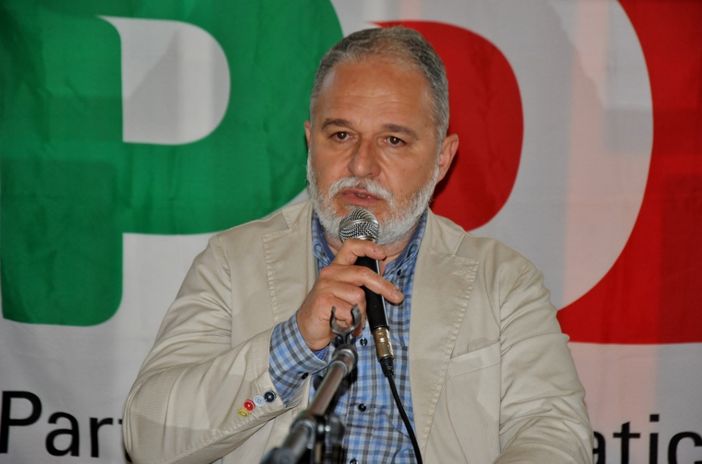 Gian Luca Arnolfo, coordinatore del circolo PD di Saluzzo Gian Luca Arnolfo, coordinatore del circolo PD di Saluzzo