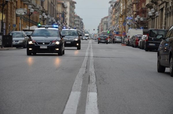 Aveva picchiato due persone con il casco dopo un diverbio in corso Nizza a Cuneo: il giudice lo condanna a 1 anno e 3 mesi Aveva picchiato due persone con il casco dopo un diverbio in corso Nizza a Cuneo: il giudice lo condanna a 1 anno e 3 mesi