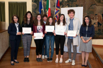 Concorso &quot;Diventiamo cittadini europei&quot;: premiati anche sei alunni dell' &quot;Arimondi-Eula&quot;