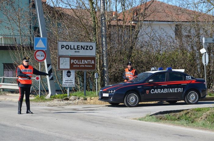 Monticello d'Alba: 25enne accoltella il fratello 19enne durante una lite Monticello d'Alba: 25enne accoltella il fratello 19enne durante una lite