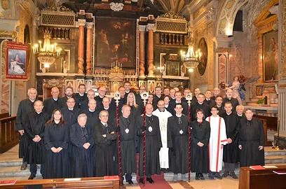 La Confraternita dei Battuti Neri La Confraternita dei Battuti Neri