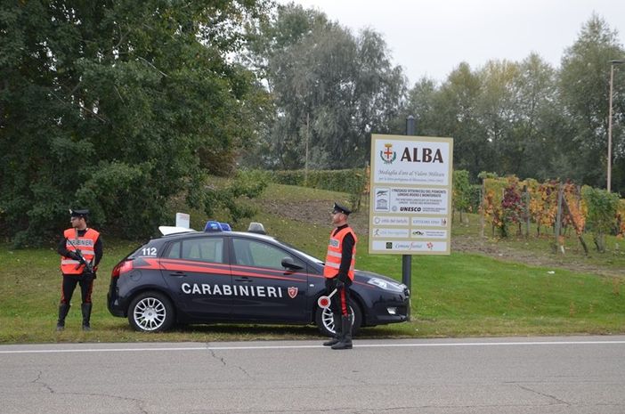 Controlli dei carabinieri di Alba: quattro automobilisti denunciati