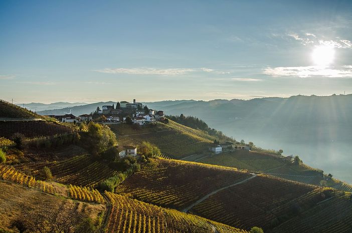 Una panoramica di Camo (Foto tratta da Wikipedia)