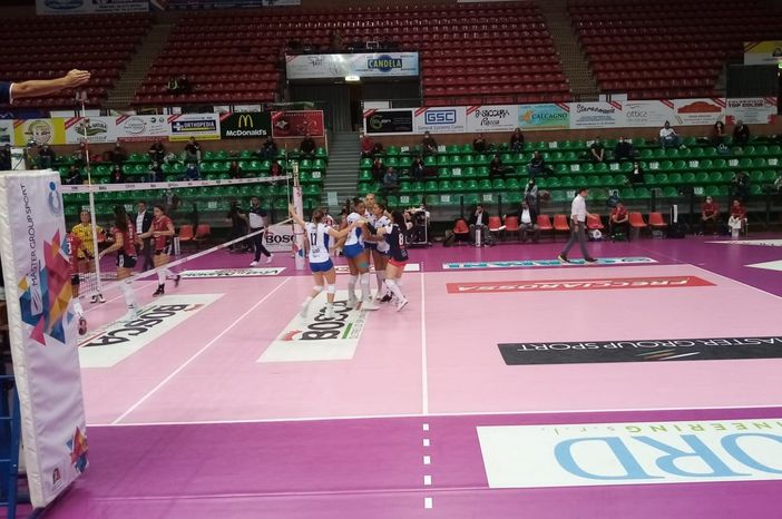 Volley A1 femminile: la Bosca S.Bernardo Cuneo cade nel recupero, Bergamo espugna il Pala UBI Banca 3-1