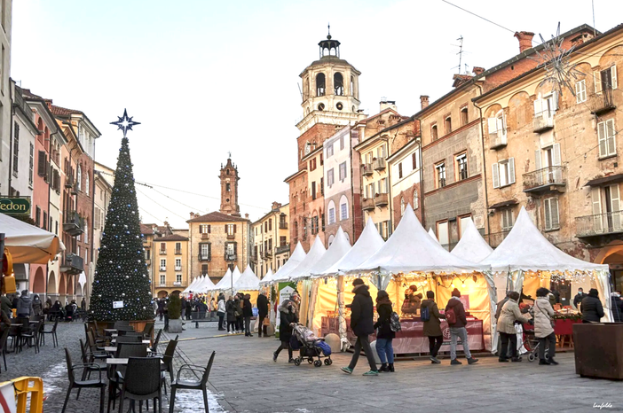 Uno scatto dalle passate edizioni dei festeggiamenti natalizi a Savigliano (foto Ente Manifestazioni)