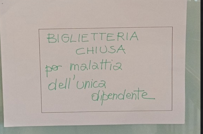 Continui disservizi e malfunzionamenti alla stazione (Ringraziamo il signor Romano per le fotografie) Continui disservizi e malfunzionamenti alla stazione (Ringraziamo il signor Romano per le fotografie)