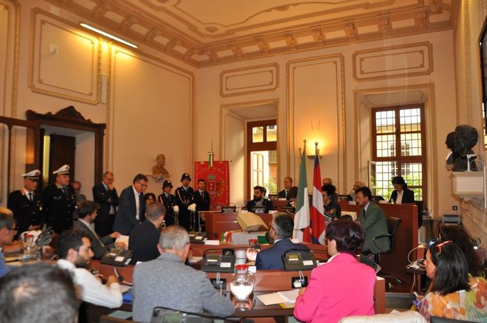 ?Un'immagine della prima seduta del Consiglio comunale di Bra ?Un'immagine della prima seduta del Consiglio comunale di Bra