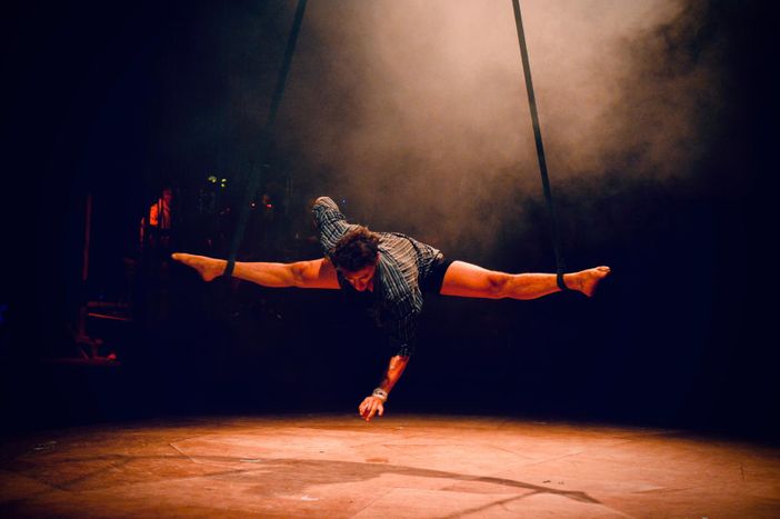 Circo, spettacoli, musica e giochi per Effetto Notte a Saluzzo Circo, spettacoli, musica e giochi per Effetto Notte a Saluzzo