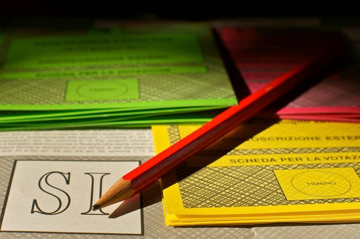 In Comune ad Alba due raccolte di firme per altrettanti referendum