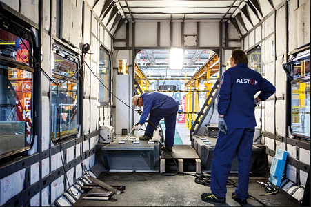 Alstom Savigliano si ferma: sciopero contro i trasferimenti e la delocalizzazione del lavoro Alstom Savigliano si ferma: sciopero contro i trasferimenti e la delocalizzazione del lavoro