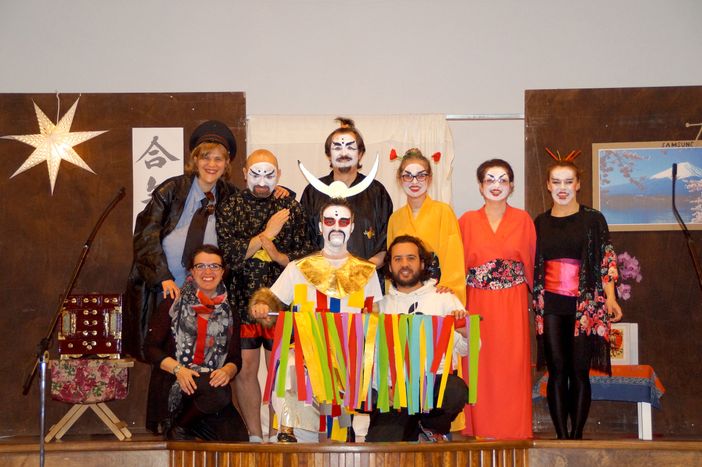 “Gli Cuneo: "Gli Improbabili” ritornano ai Salesiani con “Ne so tante sul Sol Levante”