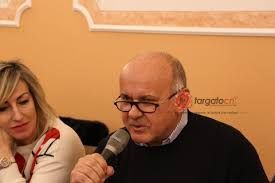 Fratelli d'Italia raccoglie le firme per quattro proposte di legge di iniziativa popolare Fratelli d'Italia raccoglie le firme per quattro proposte di legge di iniziativa popolare