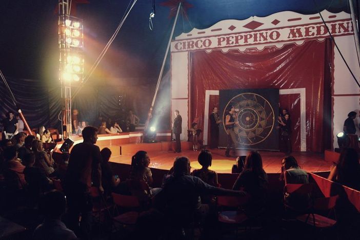 La troupe di "Prima di lunedì" lascia Fossano per raggiungere Cavallermaggiore e Bene Vagienna