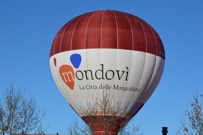 La mongolfiera della Città di Mondovì