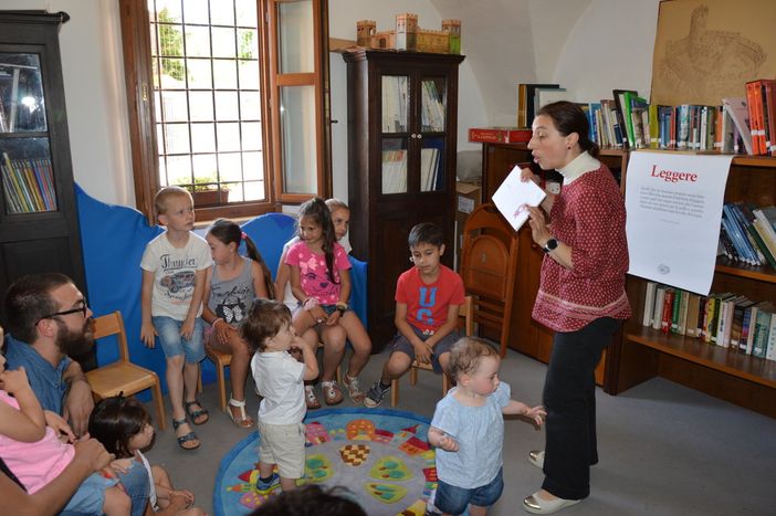 Festa in biblioteca a Montaldo con i bambini della scuola primaria