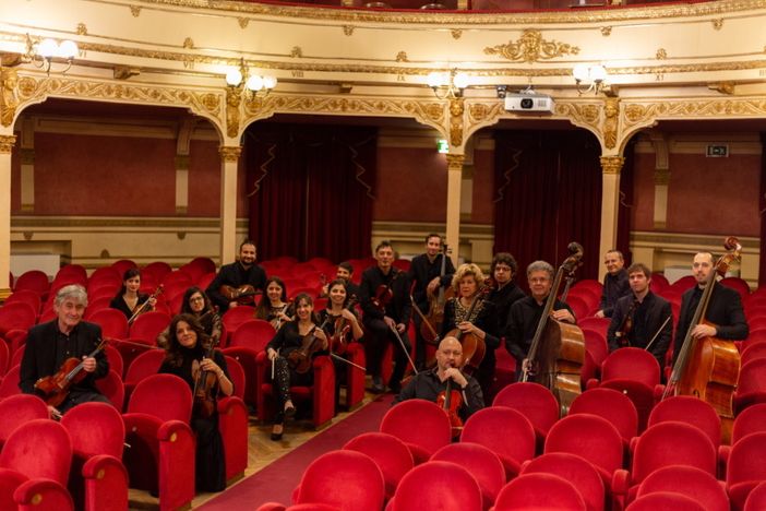 Gli archi dell'orchestra Bruni di Cuneo
