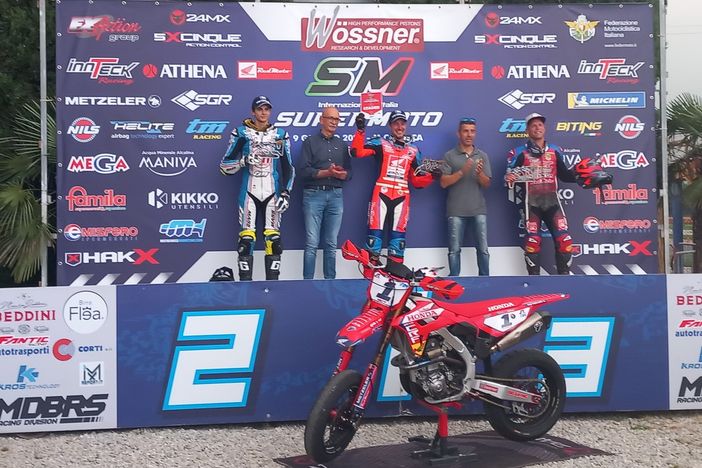 Da sinistra Bonnal, Sammartin e D'Addato, insieme a Donadio e Pignotti Da sinistra Bonnal, Sammartin e D'Addato, insieme a Donadio e Pignotti