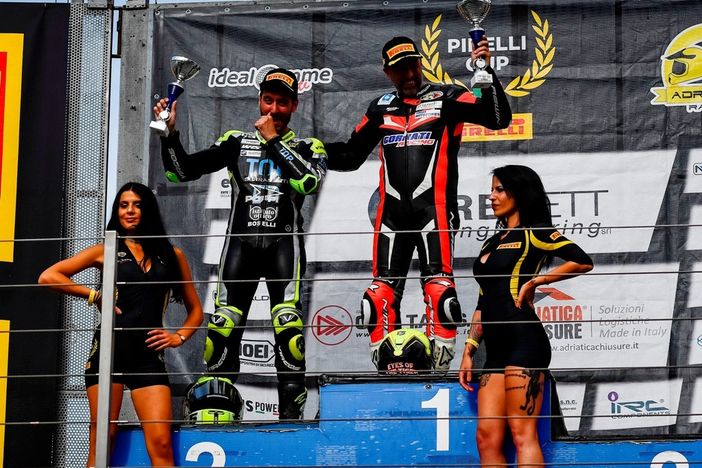 Stefano Boselli, a sinistra, sul podio romano Stefano Boselli, a sinistra, sul podio romano