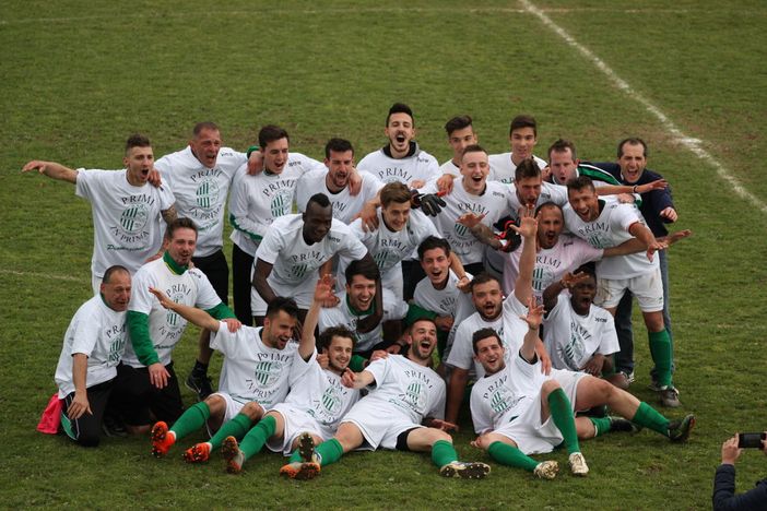 Il Sommariva Perno festeggia a Carrù l'approdo nel campionato di Promozione