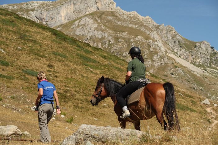 La Canunia: 40 anni di escursionismo equestre... e non li dimostra La Canunia: 40 anni di escursionismo equestre... e non li dimostra
