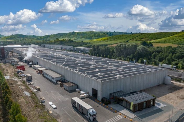 Filiera del legno, Vigolungo pubblica il secondo Bilancio di Sostenibilità: ridotte le emissioni di CO2 con tecnologie avanzate e impianto fotovoltaico Filiera del legno, Vigolungo pubblica il secondo Bilancio di Sostenibilità: ridotte le emissioni di CO2 con tecnologie avanzate e impianto fotovoltaico