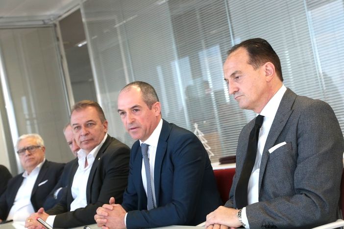 Abbattimenti con regia regionale per la peste suina Abbattimenti con regia regionale per la peste suina