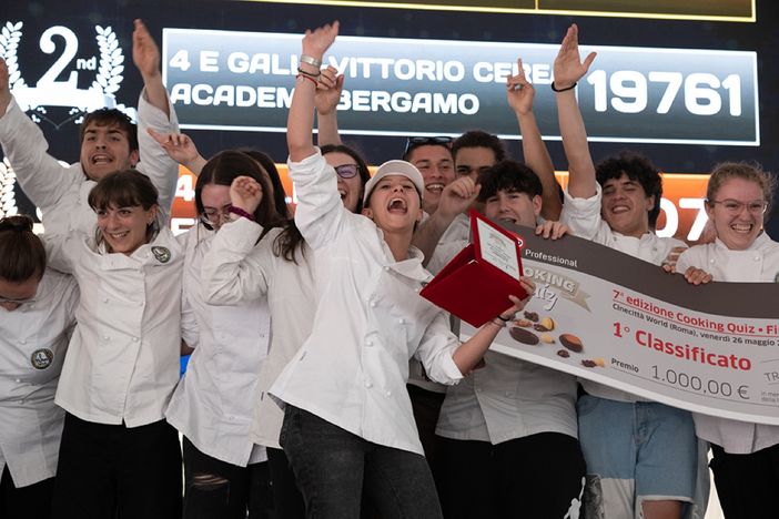 L'esultanza degli studenti neivesi alle finali nazionali di Roma