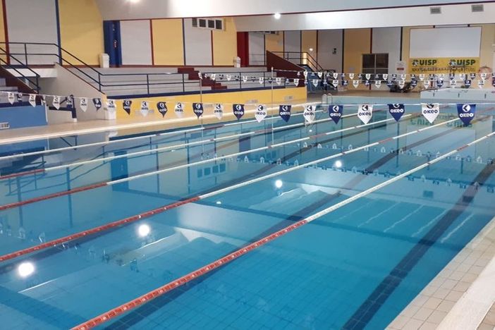 Piscina comunale di corso Aldo Moro, Saluzzo Piscina comunale di corso Aldo Moro, Saluzzo